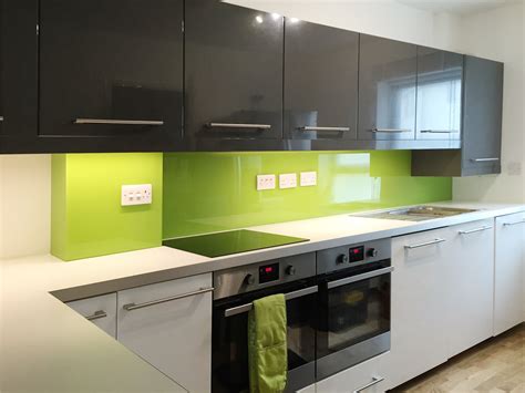 Coloured & Printed Glass Splashbacks & Glass Shower Walls | Glass splashback, Glass shower wall ...