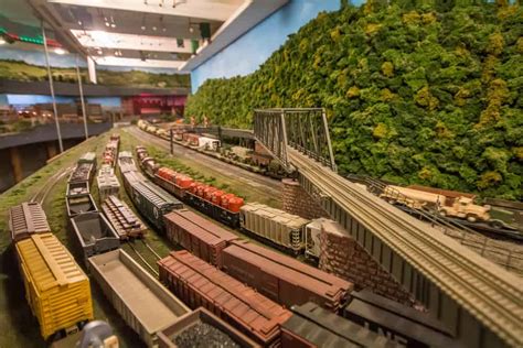 Taking in a Train Show at the Lehigh and Keystone Valley Model Railroad ...