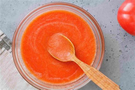 Homemade Tomato Puree Recipe and Canning Tips
