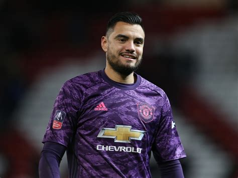 Manchester United set to keep Sergio Romero, despite Leeds United and Everton interest – utdreport