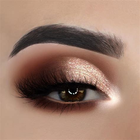 Stunning eye makeup looks to inspire you,Anastasia Beverly Hills Soft Glam Palette,smoky eye ...