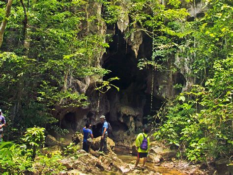 Khao Sok Park: Discovering Hidden Caves in the Rainforest