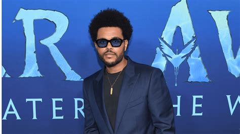 The Weeknd reverts back to his birth name Abel Tesfaye on social media | 105.3 KFM