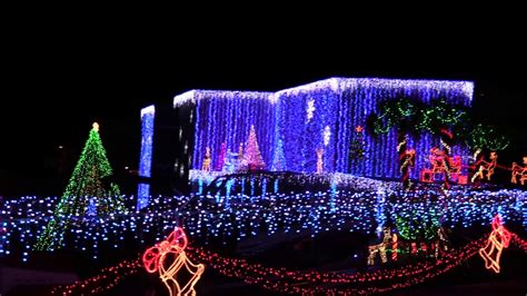 ️ Beautiful Mount Dora Christmas Lights 2016 - YouTube