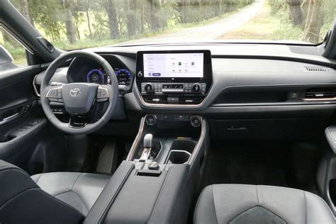 2024 Toyota Highlander Platinum Interior Colors - Janith Robinette