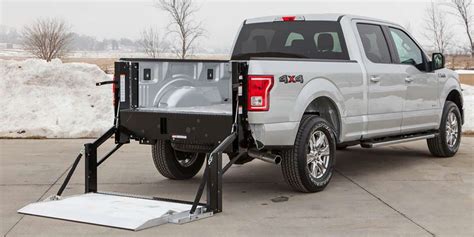 Expertec - Tommy Gate Liftgates - The Original Hydraulic Lift