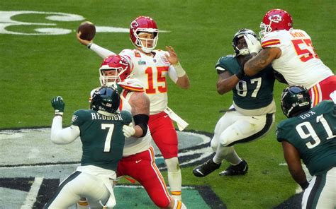 5 best prop bets for Chiefs’ Week 11 matchup vs. Eagles