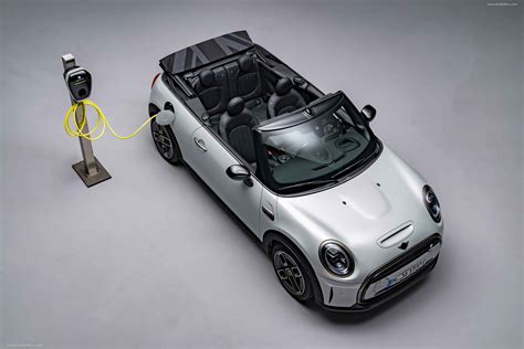 2023 MINI Cooper SE Convertible White Silver - Stunning HD Photos ...