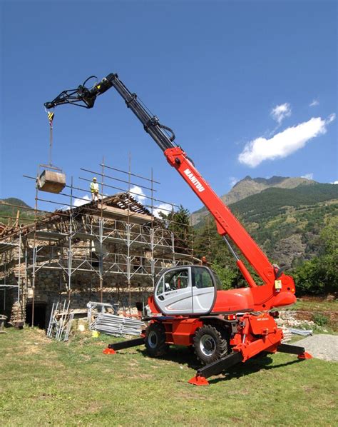 Manitou MRT Privilege Plus Rotating Telescopic Handlers| Concrete Construction Magazine