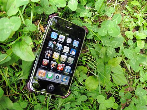 iPhone 3GS. | はげしく「今更」ですが、iPhone 3GS（16GBのホワイト）を購入しました。 Appl… | Flickr