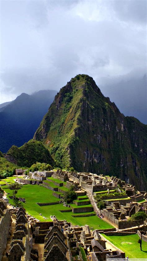 Machu Picchu Wallpaper