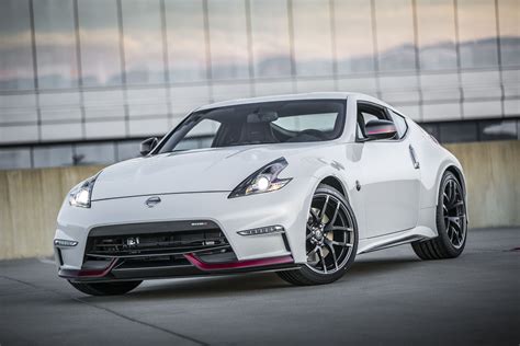 2016 Nissan 370Z Coupe Models Will Have Fake Engine Sounds Pumped into the Cabin - autoevolution