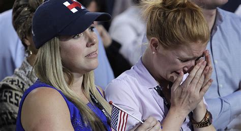 Shock, anger consume women at Clinton headquarters - POLITICO