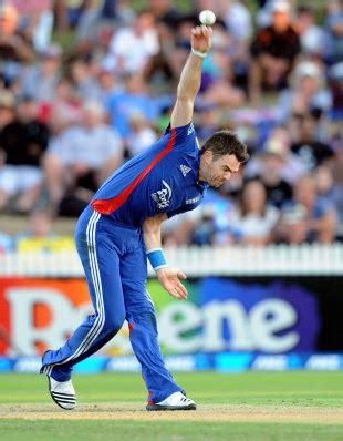 James Anderson Bowling Action - England S James Anderson In Bowling Action Against India During ...