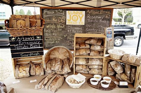 marseille stalls - Google Search | Farmers market display, Bakery ...