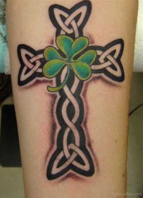 Celtic Cross And Clover Tattoo Design | Tattoo Designs, Tattoo Pictures