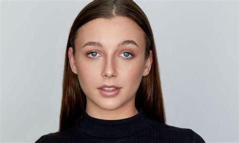 Emma Chamberlain Height, Age and Other Facts About The YouTuber