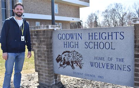 Godwin Heights alumni are back where they belong | WOODTV.com