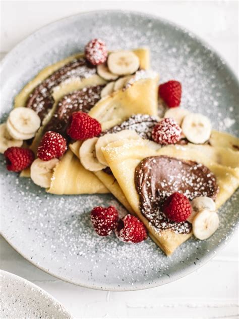 Classic French Crepes with Banana and Nutella | Recipe | Sweet crepes, Yummy food, Sweet crepes ...