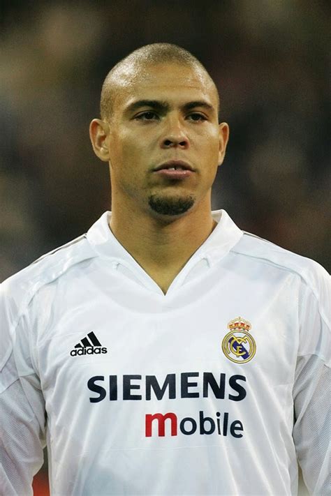 A Legend's Birthday: Ronaldo Luis Nazario de Lima turns 38 ~ Techno Blog