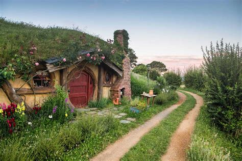 Hobbiton Tour - Ready to Roll