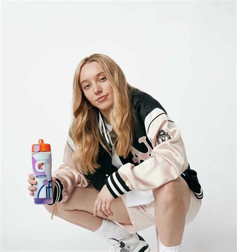 UConn’s Paige Bueckers designs personalize Gatorade water bottle