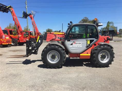 Increase Productivity and Safety with Telehandler Attachments