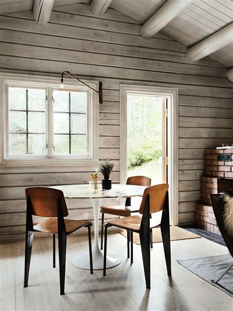 Charming Norwegian-style Log Cabin Packed with Iconic Design Pieces - Nordic Design