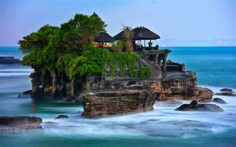 8 magnificent sea temples in Bali where legends come alive