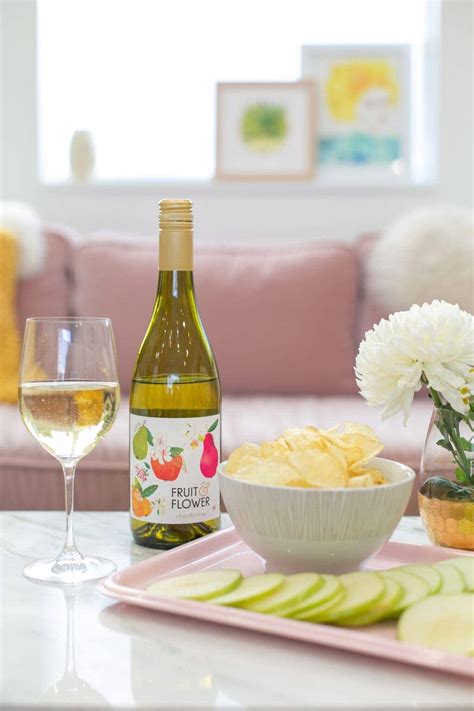 Four Perfect Wine and Snack Pairings for Fall » Lovely Indeed