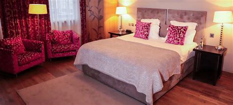 Classic Double / Twin Room | Tigerlily Edinburgh