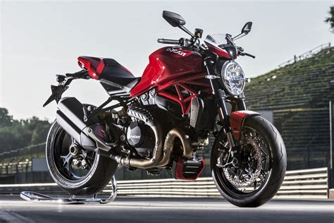 Ducati Monster 1200 R - Les infos, les photos et 160cv ! » AcidMoto.ch, le site suisse de l ...