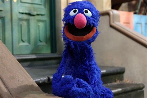 'Sesame Street' fans convinced Grover just dropped an F-bomb: Watch the clip | Sesame street ...