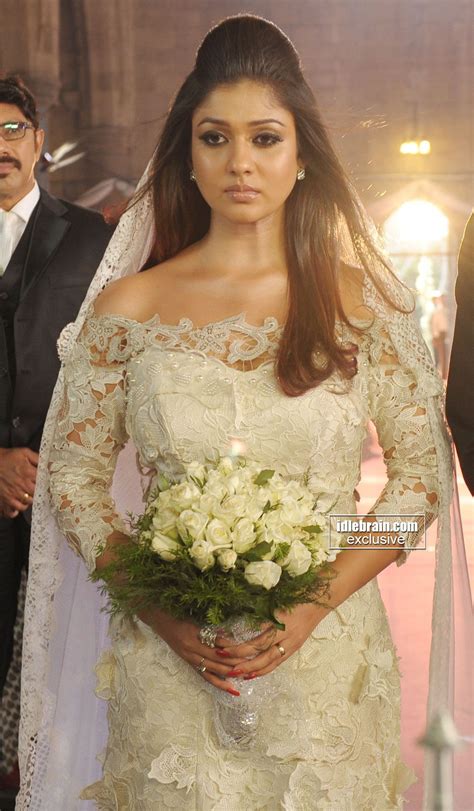 Nayanthara Wedding Dress Nayanthara Nayanthara In Wedding Dress ...