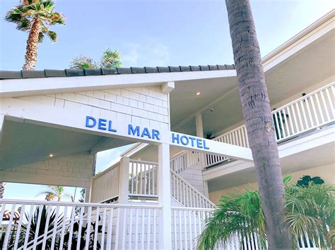 Hotel Review: The Beach Bungalow at the Del Mar Beach Hotel - JohnnyJet.com | Del mar beach ...