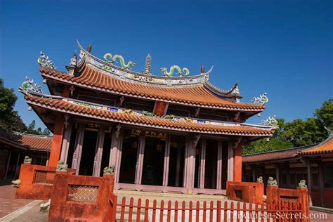 confucius temple tainan - Taiwanese Secrets Travel Guide