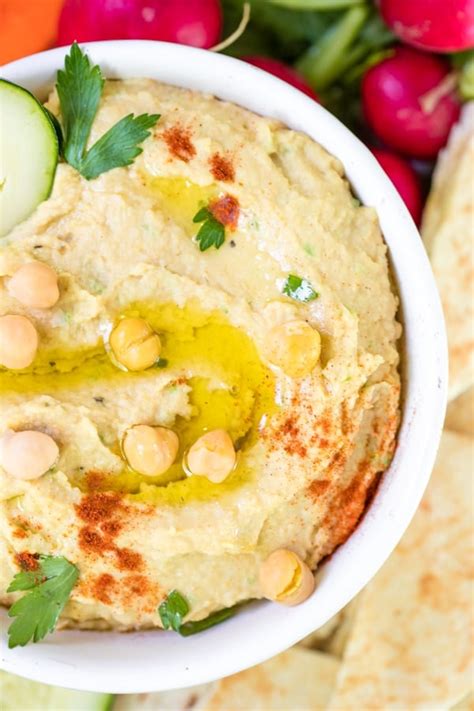 Hummus Recipe With Tahini (With Roasted Garlic!) Kroll's Korner