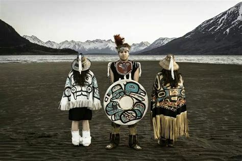 Tlingit … | Vancouver, Figurino, Indígena