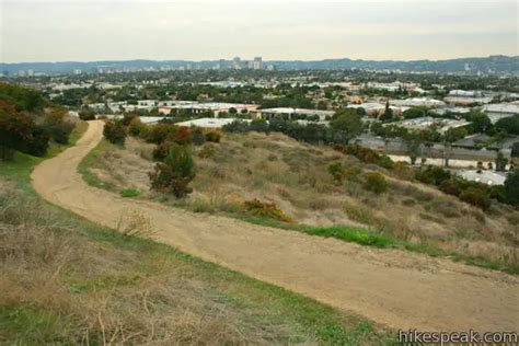 Baldwin Hills Scenic Overlook Trail | Los Angeles | Hikespeak.com