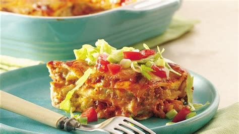 Layered Chile-Chicken Enchilada Casserole recipe from Betty Crocker