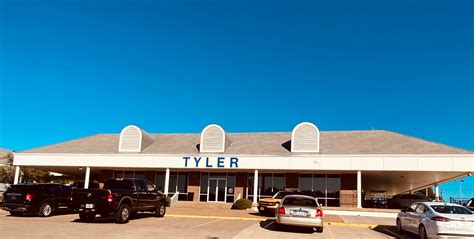 Tyler Ford in Tyler, TX | Rated 4.4 Stars | Kelley Blue Book