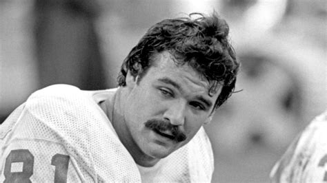 Super Bowl XIX champion Russ Francis dies at 70 in New York plane crash - SportsKnot