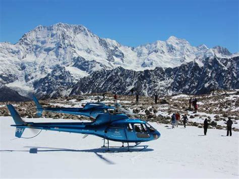 Franz Josef Glacier: 25-min Helicopter Flight & Snow Landing | GetYourGuide