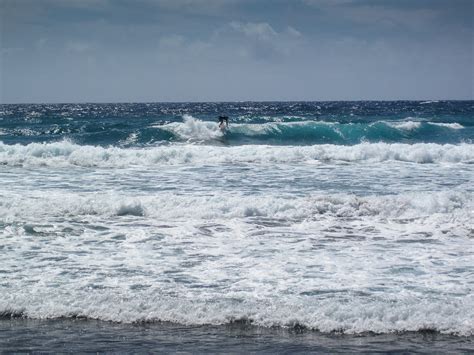 Hamoa Beach Surfing | A beautiful morning at Hamoa Beach, on… | Flickr