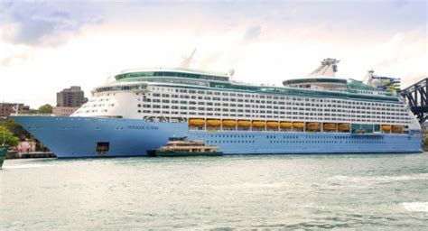 Royal Caribbean Voyager Of The Seas Ship