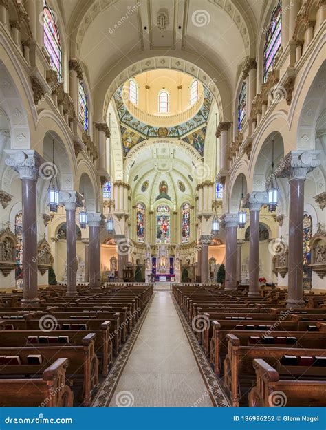 Sacred Heart Catholic Church of Tampa Editorial Photography - Image of interior, basilica: 136996252