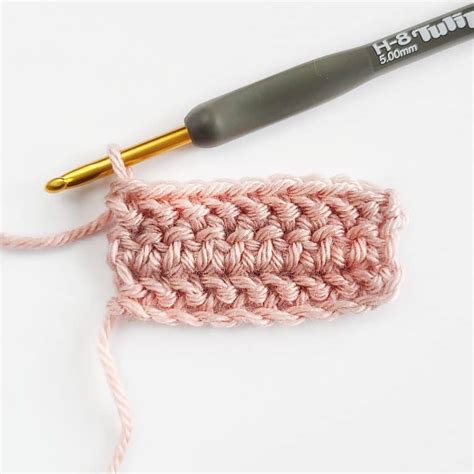 Understanding The Right Side vs Wrong Side in Crochet - Easy Crochet Patterns