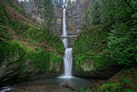 4 Must-Visit Columbia River Gorge Waterfalls | Carson Ridge Cabins