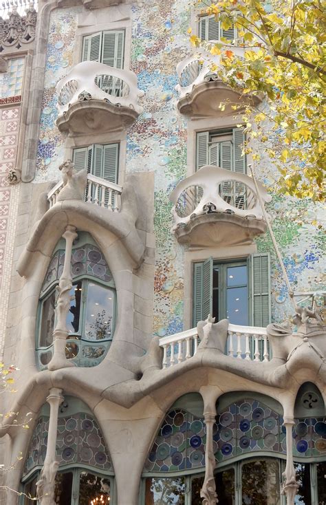 Gaudi Building, Barcelona. ©TMN | Gaudi barcelona, Gaudi, House styles