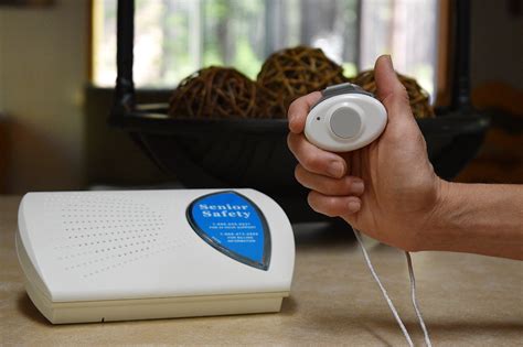 Automatic Fall Detection Devices for Seniors | Senior Safety